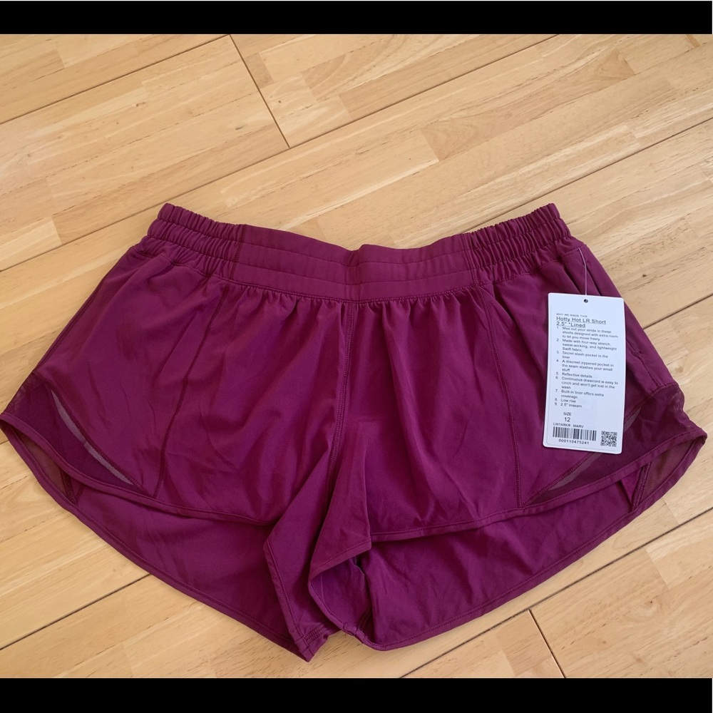 lululemon Hotty Hot LR Short